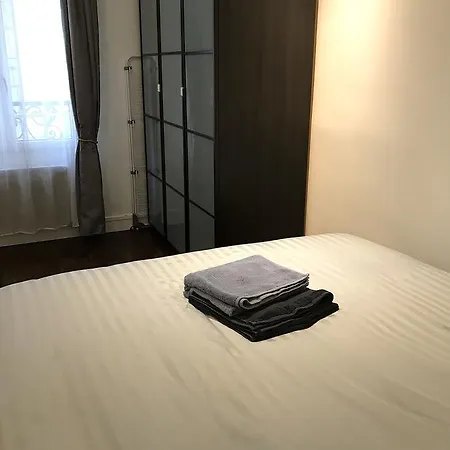 Apartment My Trip In - Turgot Paris